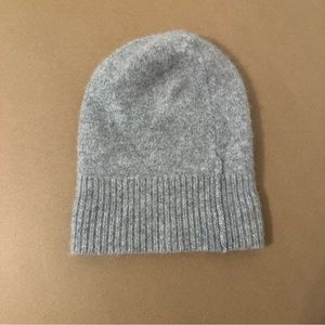 Uniqlo cashmere wool winter hat